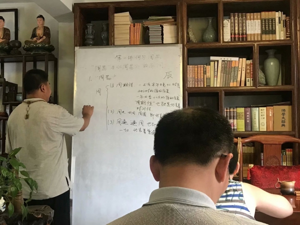B3.jpg